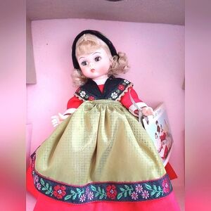 SWEDISH GIRL DOLL, 7" BY MADAME ALEXANDER, WITH TAG
